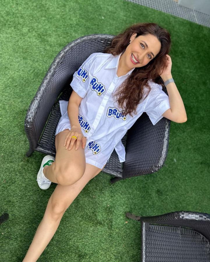 Pragya-Jaiswal-pics.jpg 11