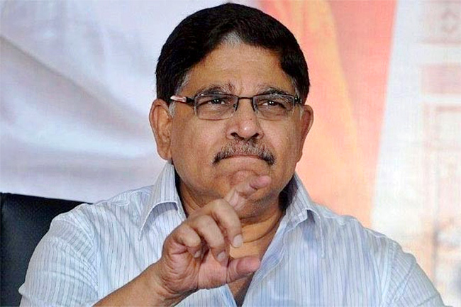 allu_20aravind_20rare_20and_20unseen_20photos-17.jpg 17