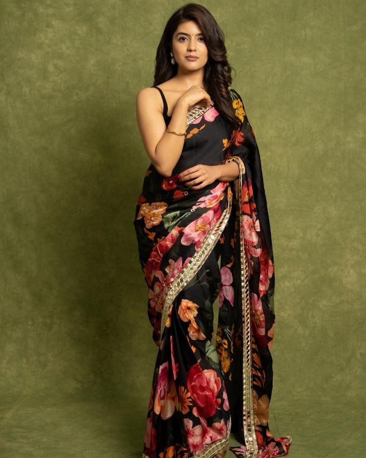 AmrithaAiyer-03.jpg 3