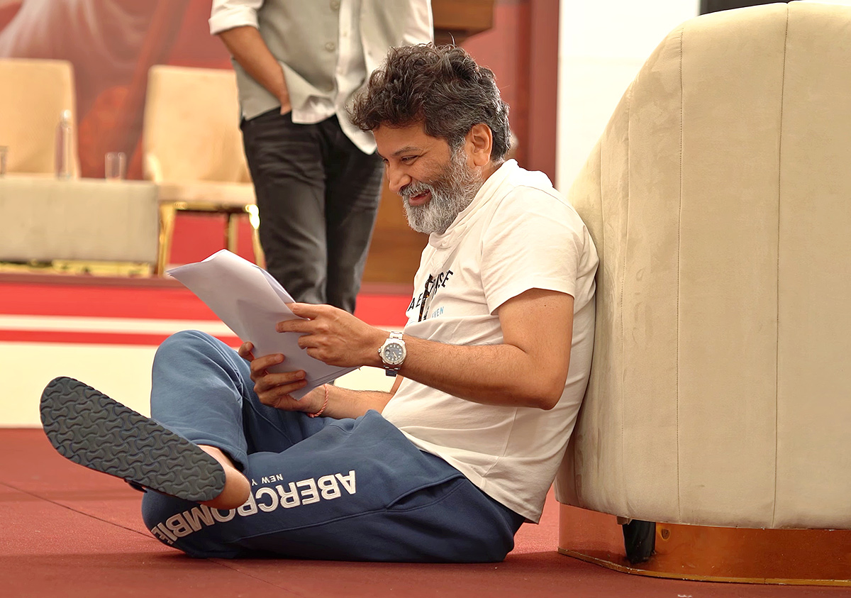 Mahesh_20Babu_20Guntur_20Karam_20Making_20Video-20.jpg 20