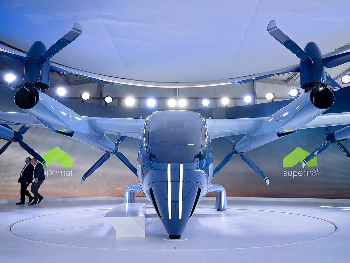 Upcoming_20Electric_20Cars_20in_20CES_202024_20Photos-19.jpg 18
