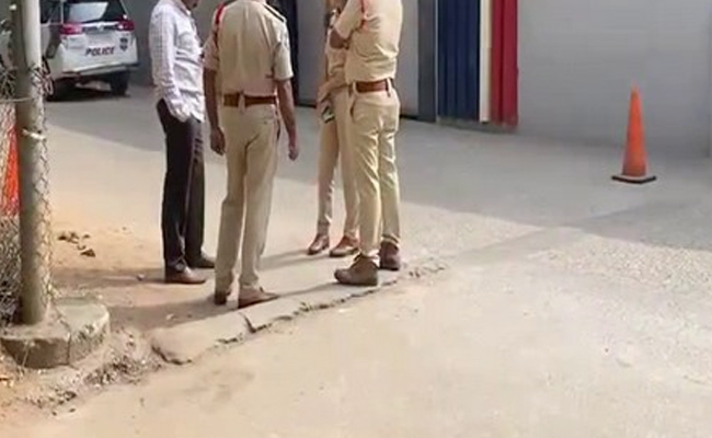 police.jpg