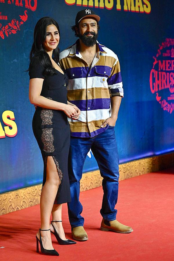 premiere_20of_20the_20movie_20Merry_20Christmas_20in_20Mumbai-24.jpg 23