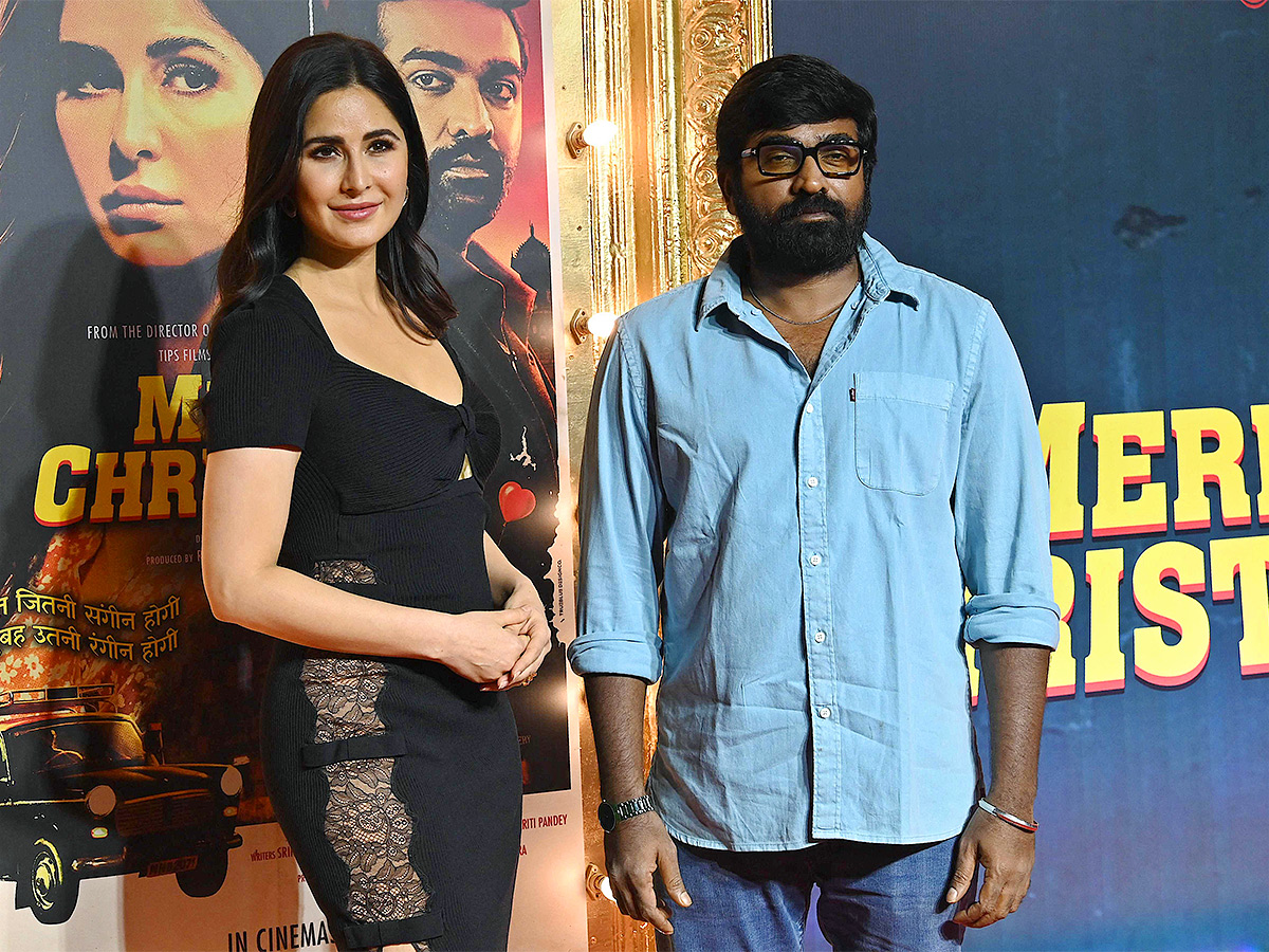 premiere_20of_20the_20movie_20Merry_20Christmas_20in_20Mumbai-4.jpg 4