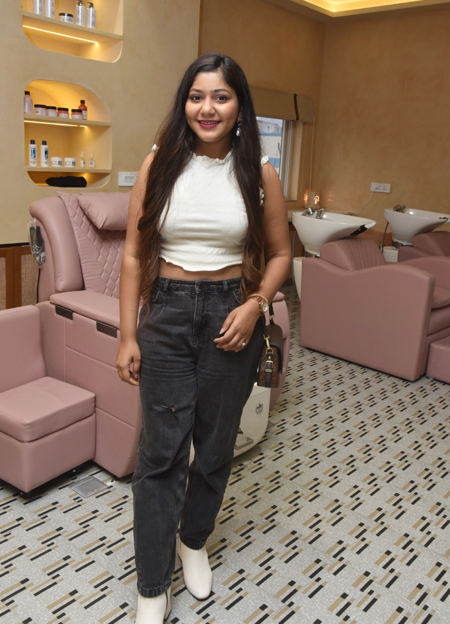 Beautu-Parlour-4.jpg 5
