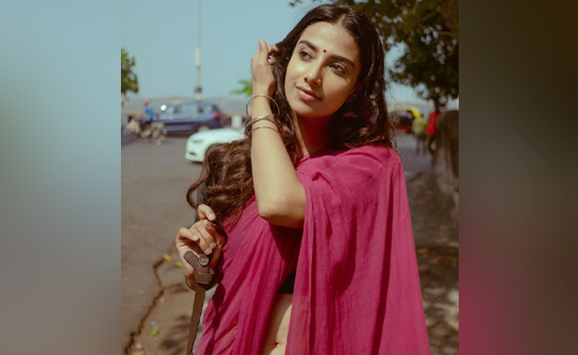 Meenakshi-Chaudhary.jpg 1