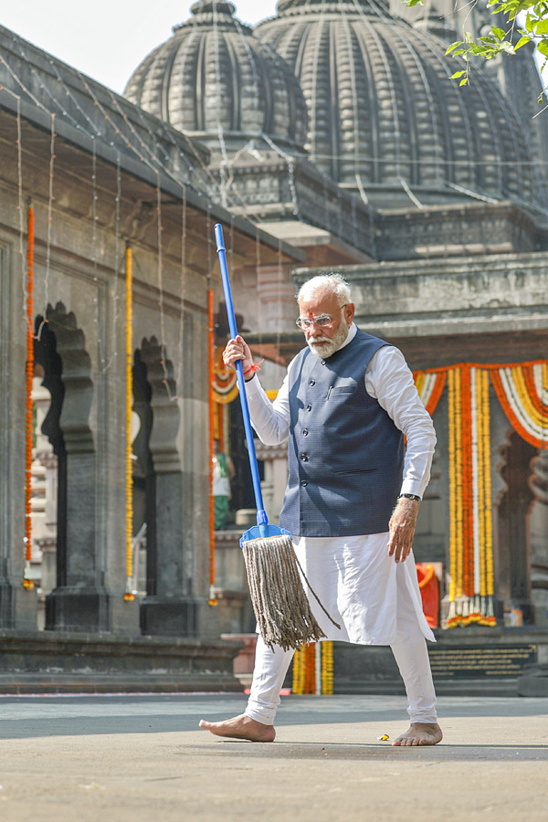 PM_20Narendra_20Modi_20Nashik_20Visit_20Photos_19.jpg 19