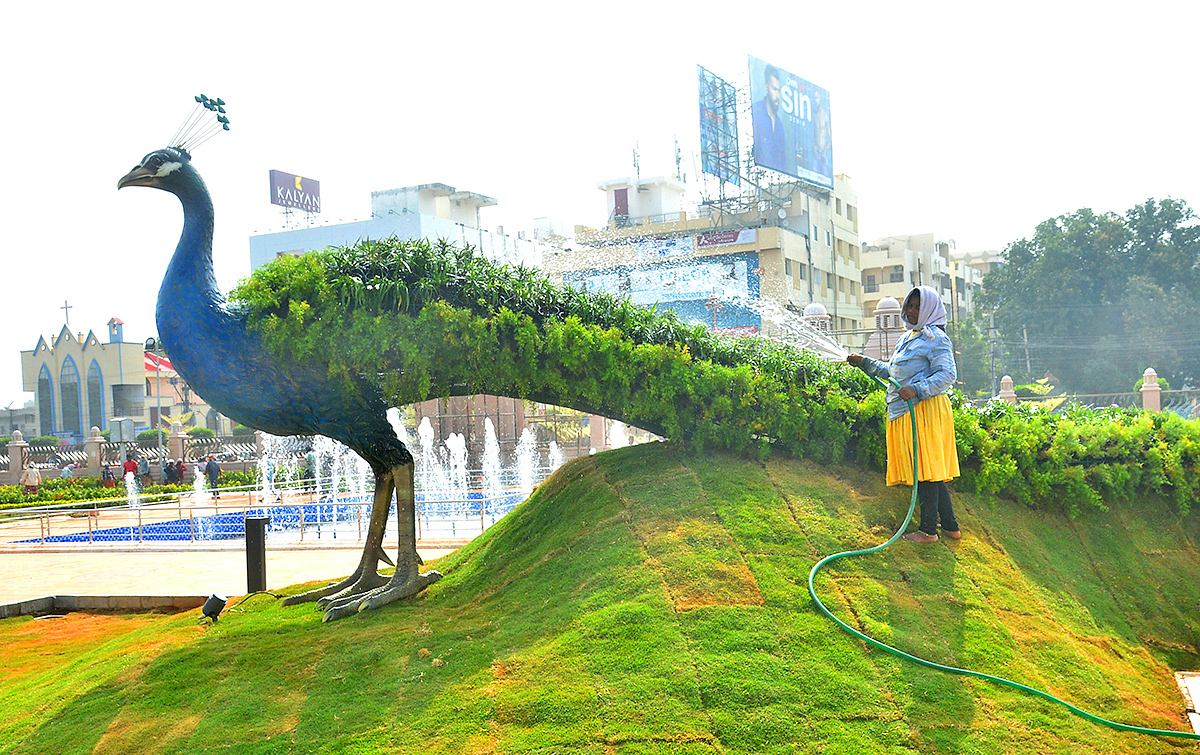 Specials_20Photos_20Of_20Ambedkar_20Statue_20In_20Vijayawada-13.jpg 14
