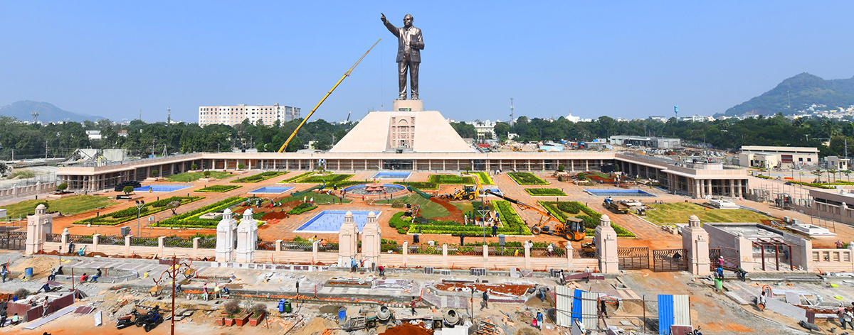 Specials_20Photos_20Of_20Ambedkar_20Statue_20In_20Vijayawada-28.jpg 27