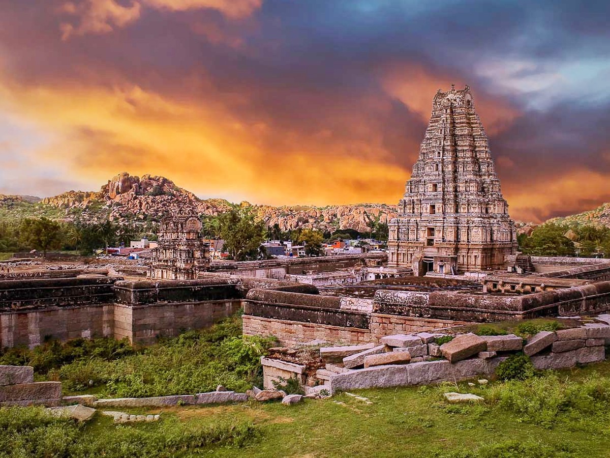 7.Hampi_.jpg 9