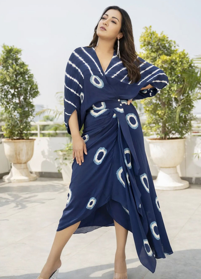 Catherine-Tresa-17.jpg 20