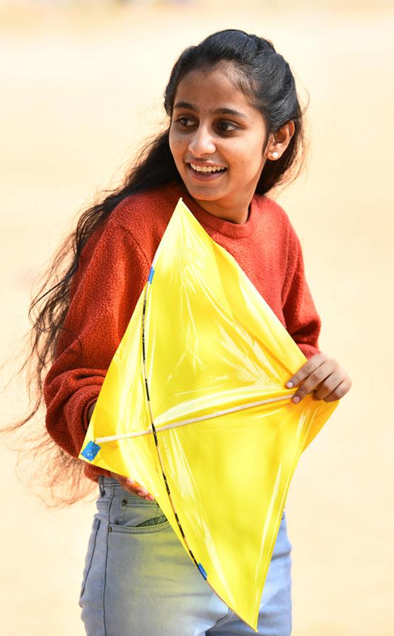 Hyderabad_20Kite_20Festival_202024_20At_20Parade_20Grounds_20Photos-14.jpg 14