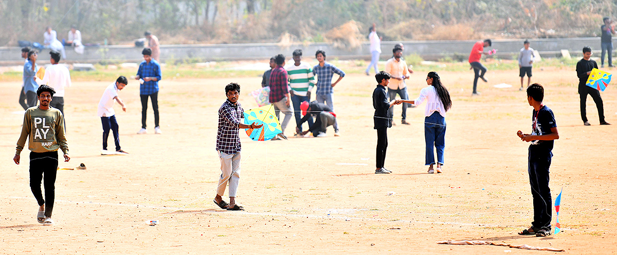 Hyderabad_20Kite_20Festival_202024_20At_20Parade_20Grounds_20Photos-17.jpg 17