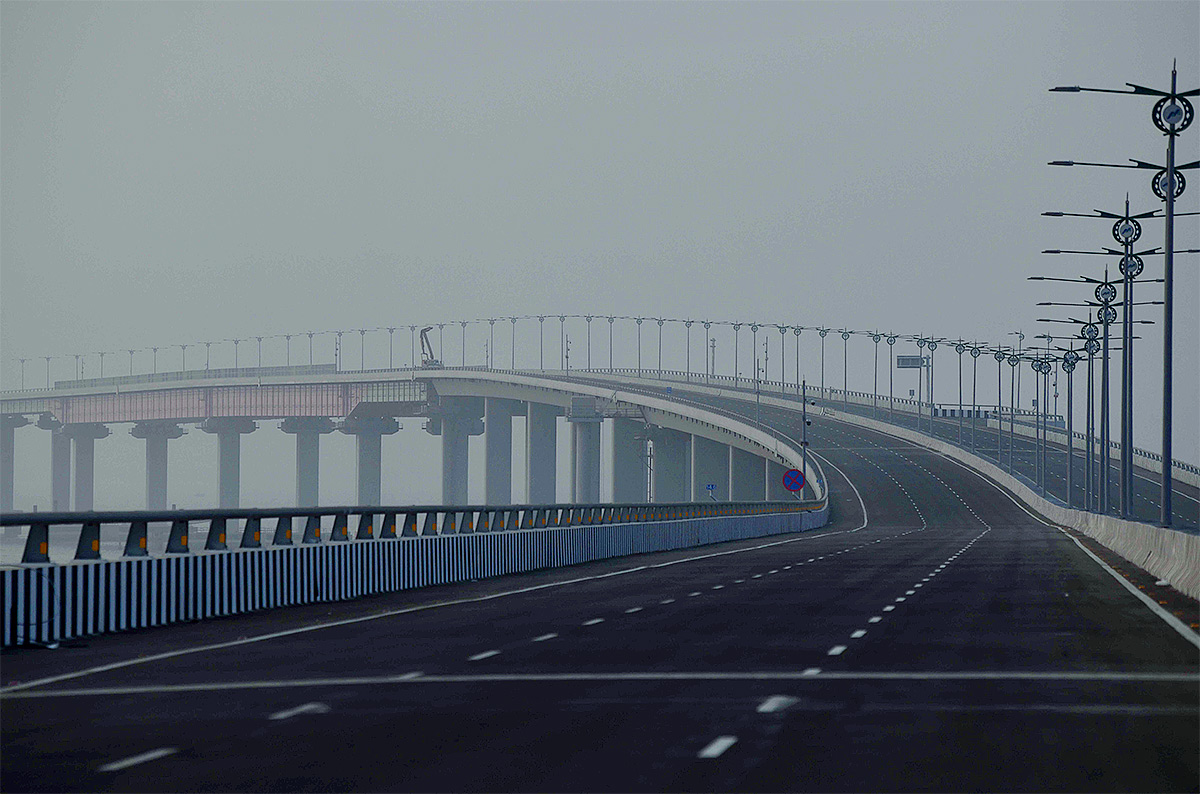 Narendra_20Modi_20at_20Atal_20Setu_20in_20mumbai-16.jpg 16