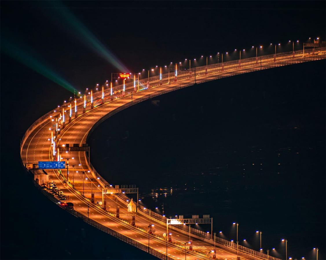 Narendra_20Modi_20at_20Atal_20Setu_20in_20mumbai-2.jpg 2