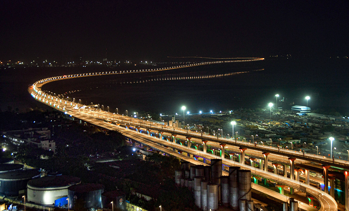 Narendra_20Modi_20at_20Atal_20Setu_20in_20mumbai-7.jpg 7