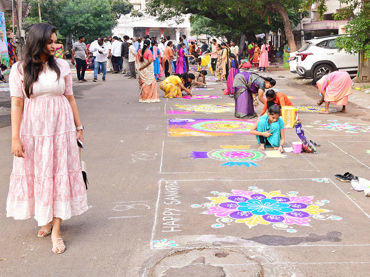sankranthi_20celebrations_202024_20in_20visakhapatnam_20pics-14.jpg 13
