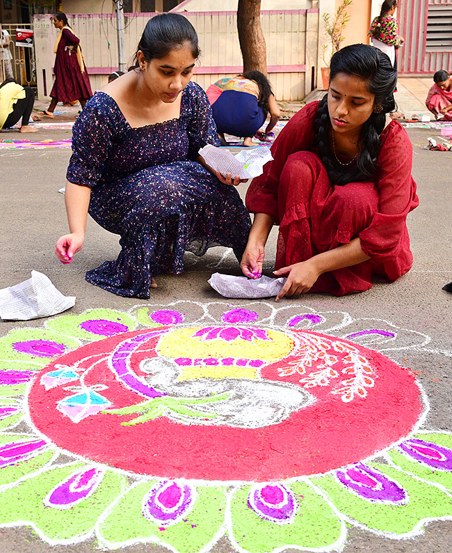 sankranthi_20celebrations_202024_20in_20visakhapatnam_20pics-22.jpg 20