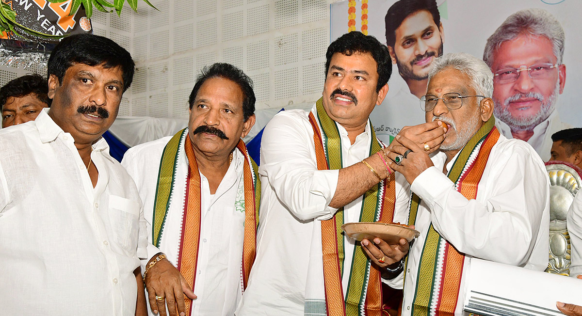 sankranthi_20celebrations_202024_20in_20visakhapatnam_20pics-6.jpg 6