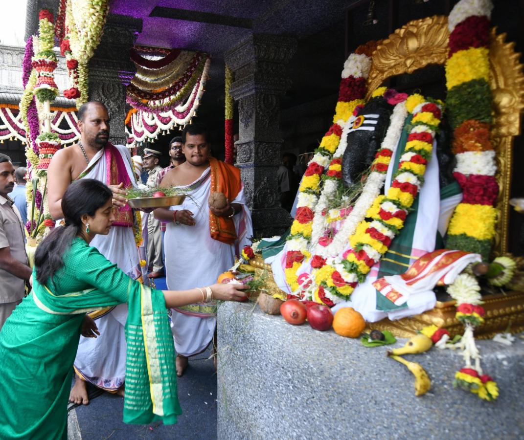CM-YS-Jagan-Bhogi-Celebrations-22.jpeg 28