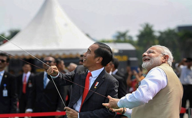 kite-festivel-modi.jpg