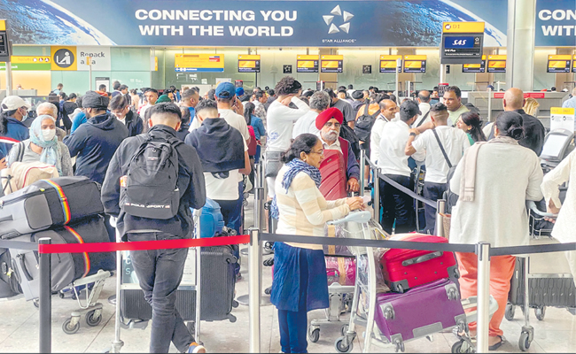 Heathrow-Terminal.jpg
