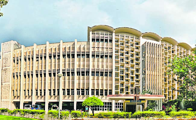 IIT_20MUMBAI_203_0.jpg