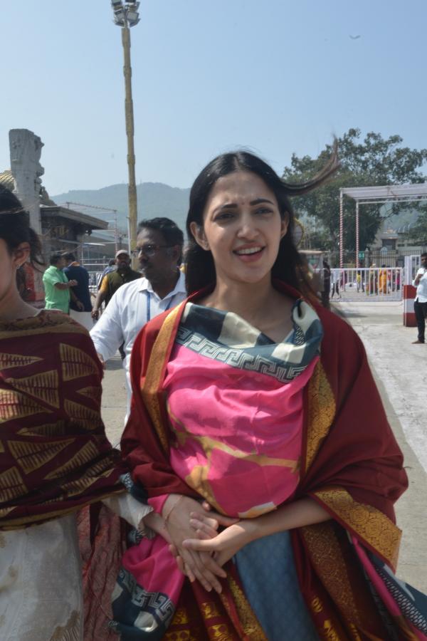 NehaShetty-11.jpeg 11