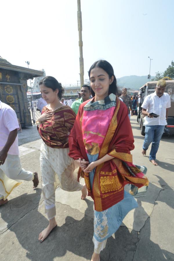 NehaShetty-25.jpeg 25