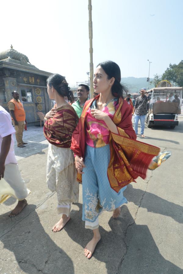 NehaShetty-26.jpeg 26