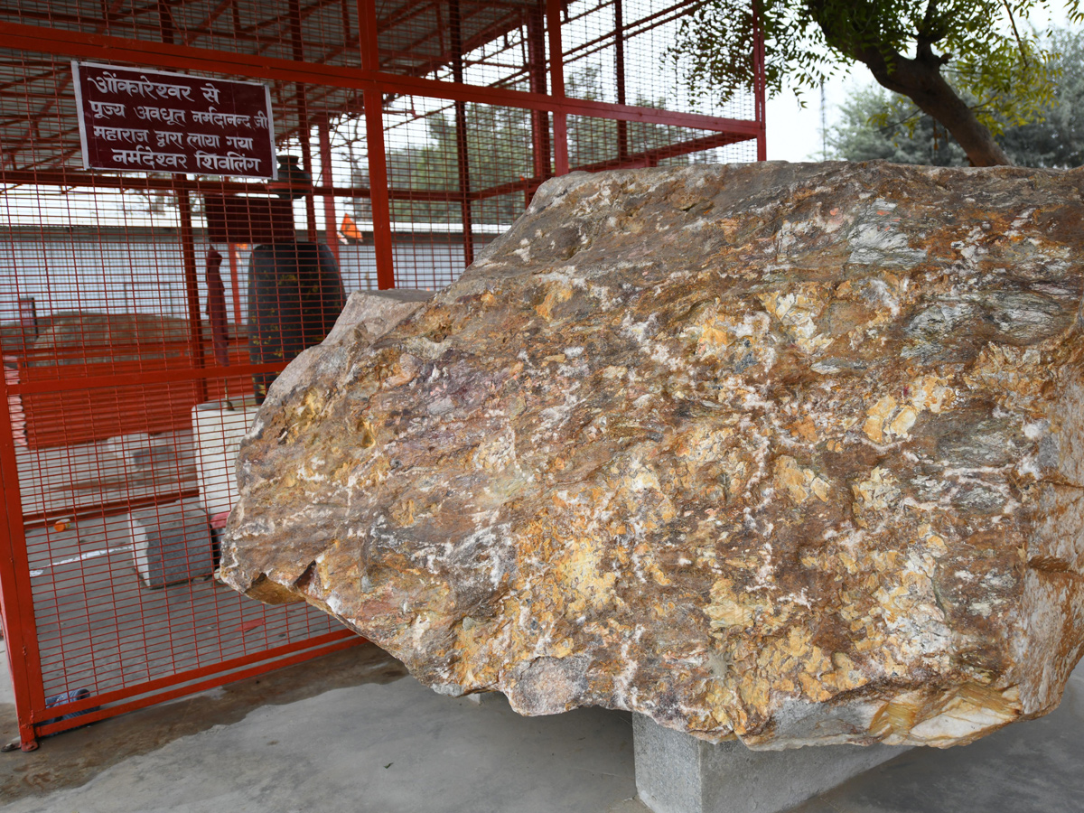 87.jpg 28