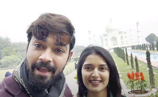 Bigg_20Boss_20Priyanka_20Jain_20Boy_20friend_20Love_20propose_20in_20front_20of_20Taj_20mahal_20Photos_3.jpg 4