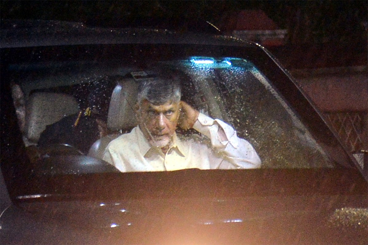 Chandrababu_20Naidu_20Arrest_20Photos-17.jpg 17