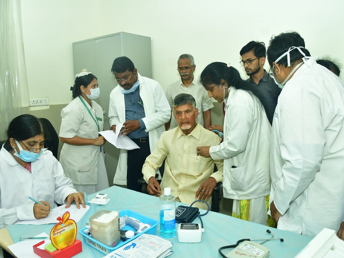 Chandrababu_20Naidu_20Arrest_20Photos-6.jpg 6