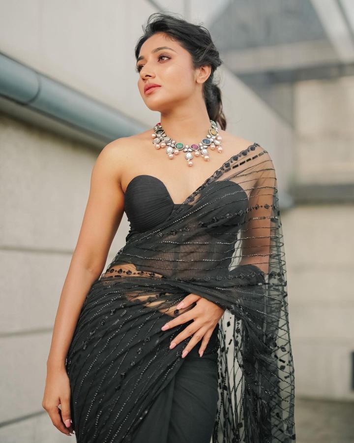 Mirna-Menon-images.jpg 2