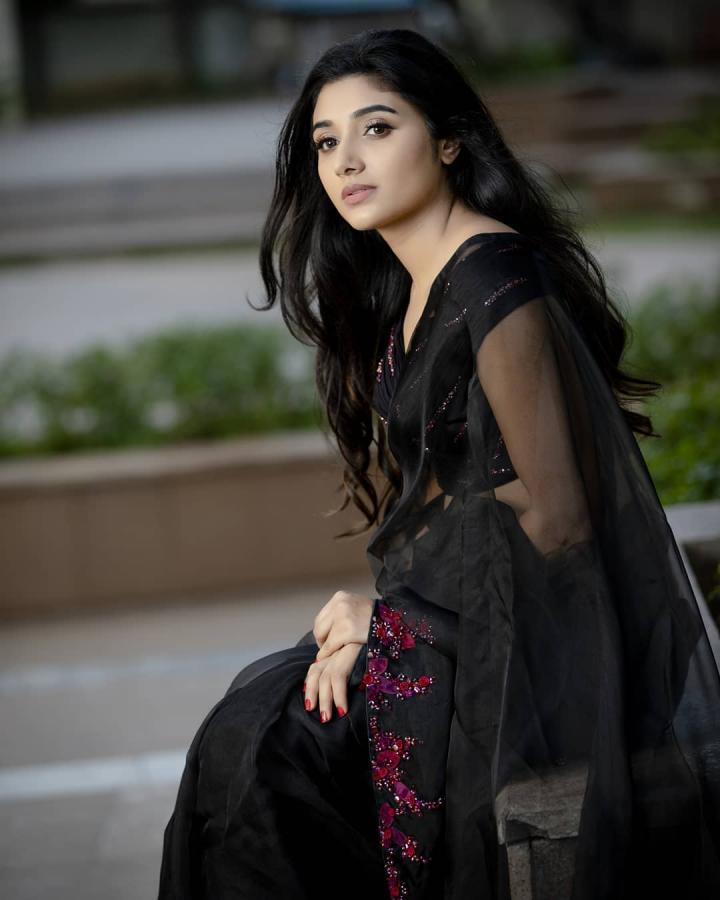 Mirna-Menon.jpg 5