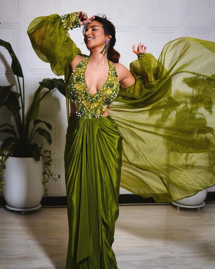 Shama-Sikander-photos.jpg 4