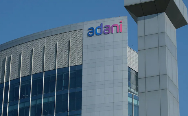 adani01.jpg