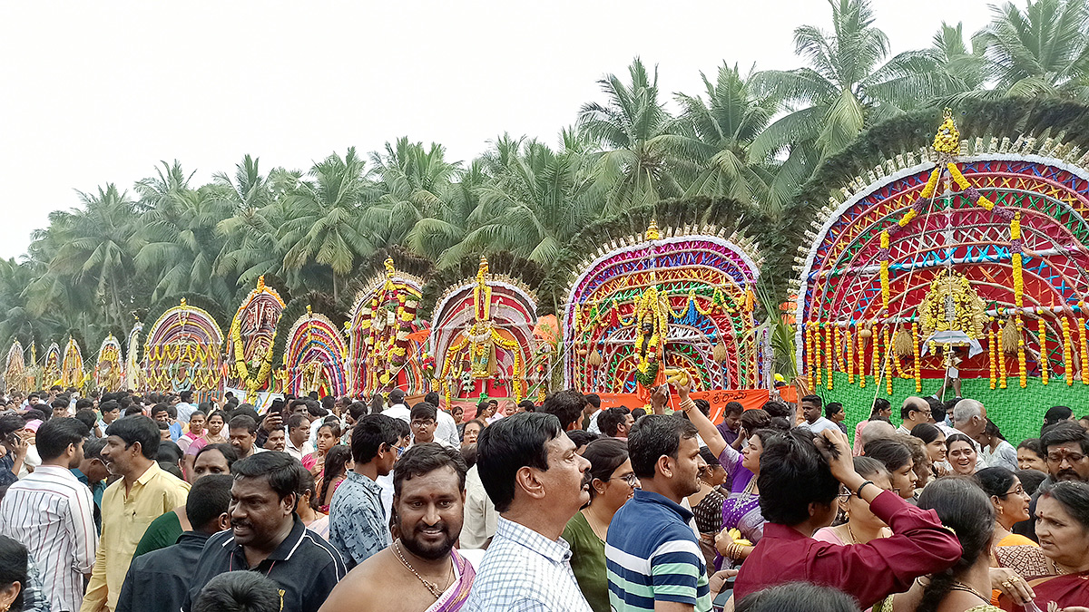 Jagganna_20Thota_20Prabhala_20Theertham_202024_20Photos-21.jpg 21