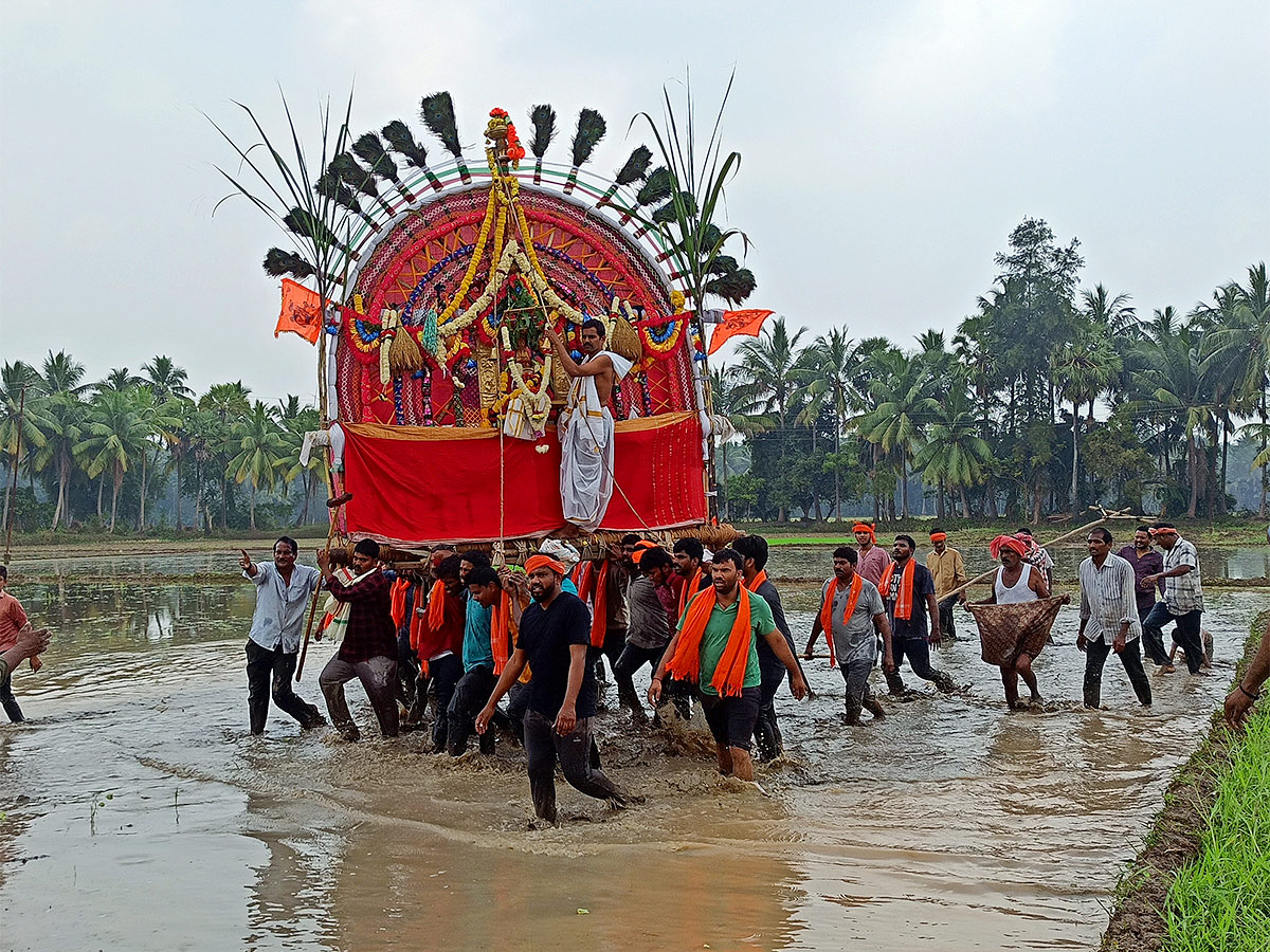 Jagganna_20Thota_20Prabhala_20Theertham_202024_20Photos-26.jpg 26