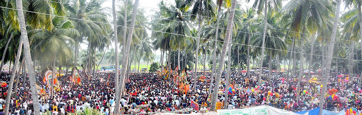 Jagganna_20Thota_20Prabhala_20Theertham_202024_20Photos-32.jpg 32