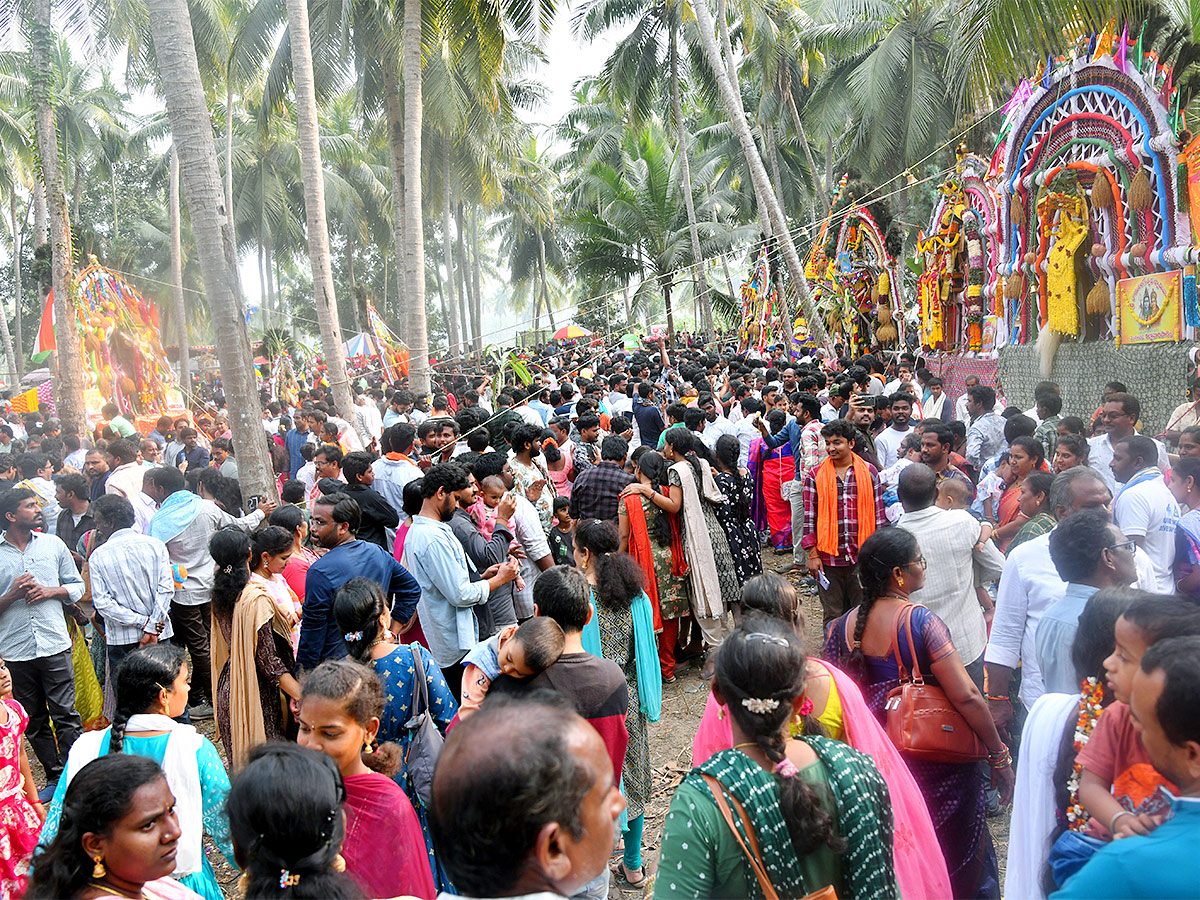 Jagganna_20Thota_20Prabhala_20Theertham_202024_20Photos-33.jpg 33