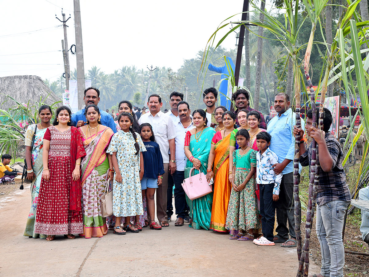 Jagganna_20Thota_20Prabhala_20Theertham_202024_20Photos-37.jpg 37