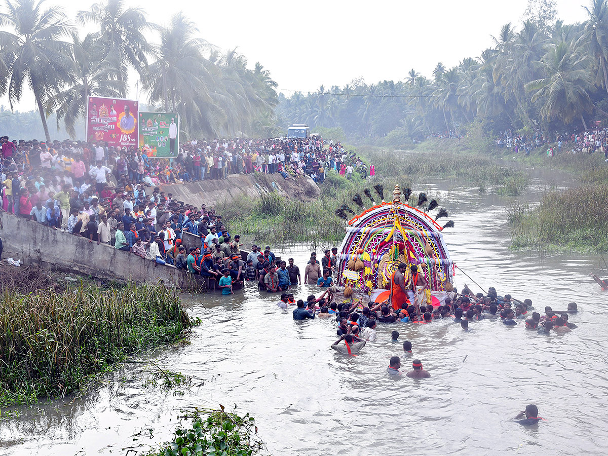 Jagganna_20Thota_20Prabhala_20Theertham_202024_20Photos-8.jpg 8