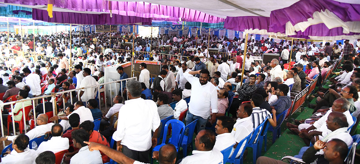 Sankranti_20kodi_20pandalu_20In_20AP-13.jpg 12