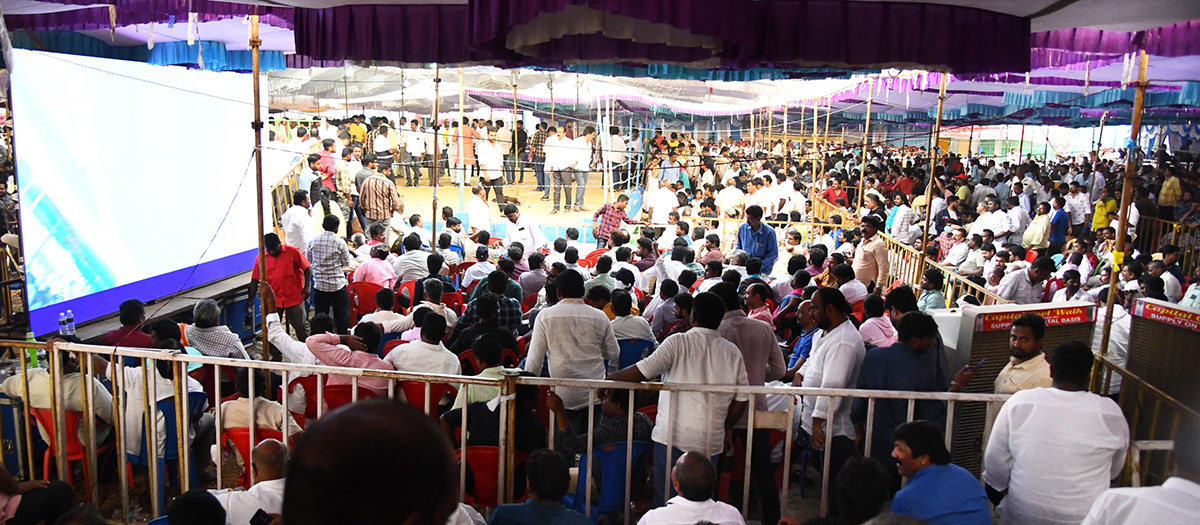 Sankranti_20kodi_20pandalu_20In_20AP-16.jpg 15