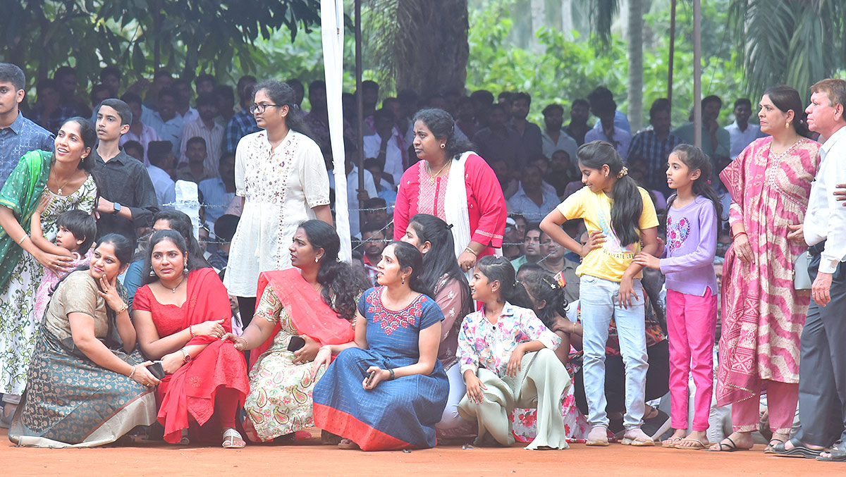 Sankranti_20kodi_20pandalu_20In_20AP-2.jpg 2