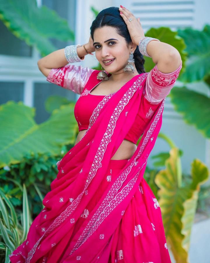 Sravanthi-insta-pics-2.jpg 3