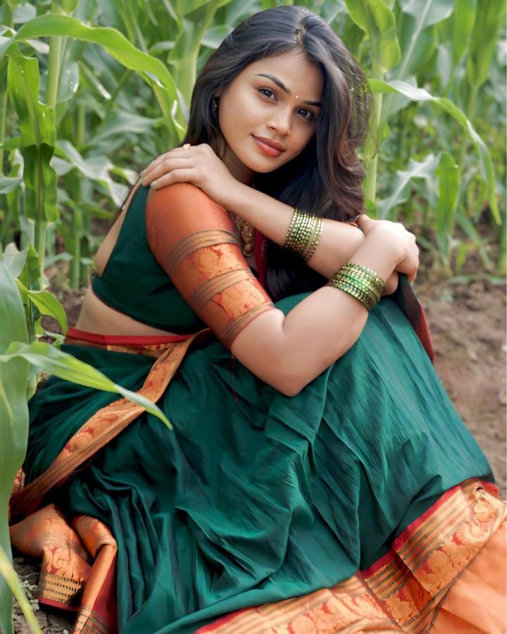 bhanu-sankranthi-pics-5.jpg 24