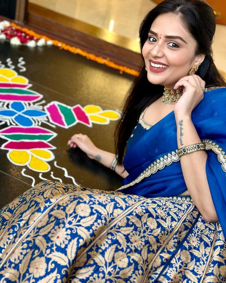 srimukhi-insta-photos-5.jpg 21